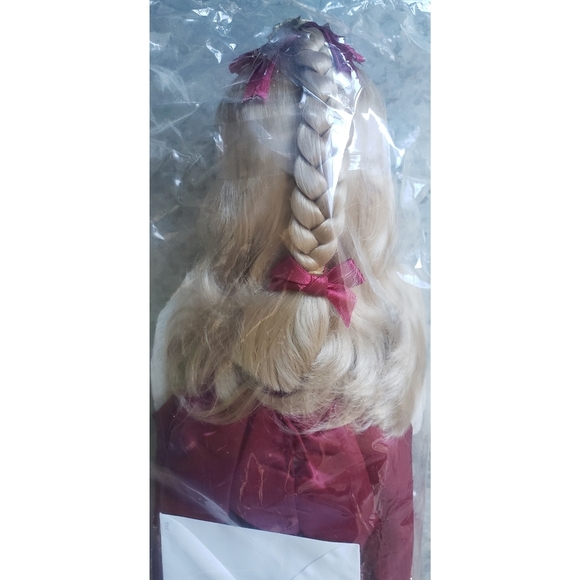 2. Christmas Precious Moments doll - Picture 7 of 14